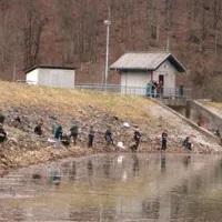 Najbolj impozantna družba ribičev se je zbrala ob jezeru Klivnik, saj jih je bilo kar 155