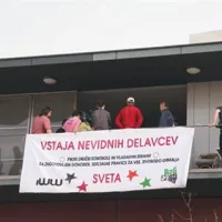 Protest: ljudi v stiski se ne meče na cesto