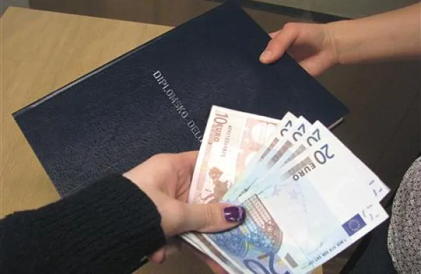 Koliko stane izdelava diplomske naloge?