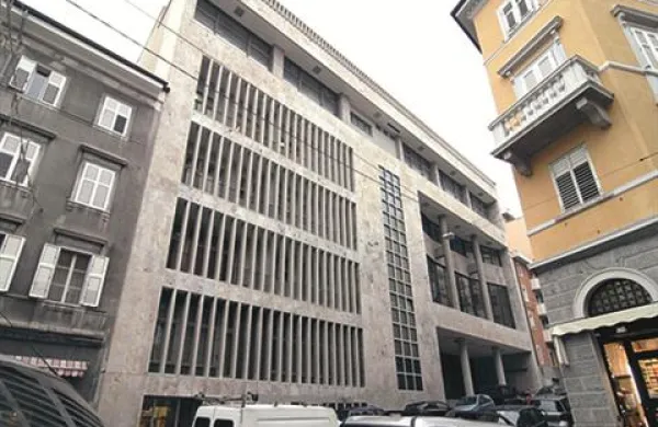 Sofinanciranje dejavnosti Slovenskega stalnega gledališča Trst je letos prešlo na ministrstvo za kulturo.