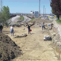 Ekipa arheologov skupine Magelan bo na Srminu kopala  do 1. maja.