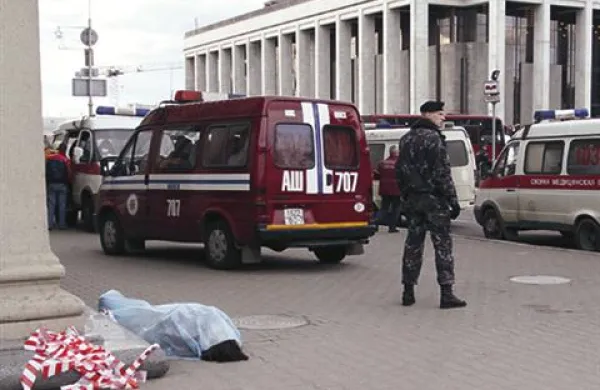 V ponedeljkovem napadu na podzemno železnico v Minsku je umrlo 12 ljudi.    