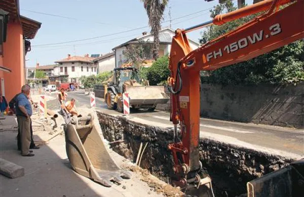 V Prešernovi ulici bodo po končanih delih le uredili pločnike.