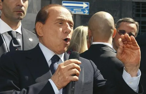 Silvio Berlusconi naj se na volitvah leta 2013 naj ne bi več potegoval za položaj premiera, prav tako pa ga bojda ne zanima niti funkcija predsednika države. 