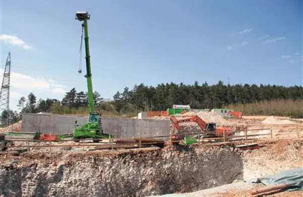 Družba Napredne tehnologije bi gradila bioplinarno tik nad nastajajočo čistilno napravo pri Kozini.