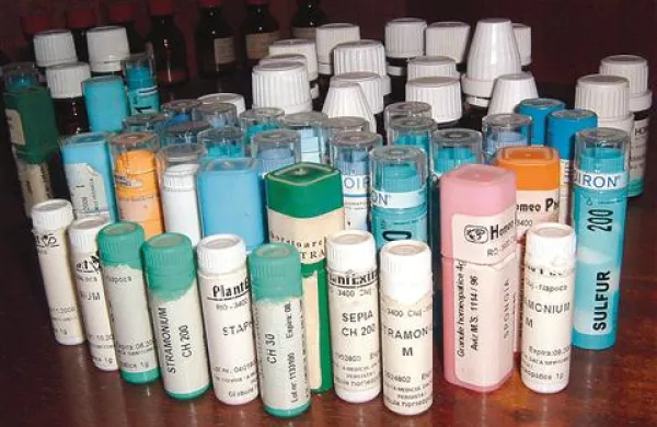 Po oceni mag. Linde Čičigoj naj bi čez dve leti slovenske lekarne ponujale okrog 200 homeopatskih zdravil, podobno kot drugod v EU
