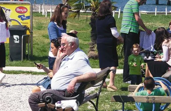 Judovski gostje so včerajšnji praznik izkoristili za sprehode po Portorožu.