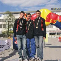 Trio iz Hotedršice (Albreht, Šemrov, Peklaj) teče vse hitreje - za Kladivarja.
