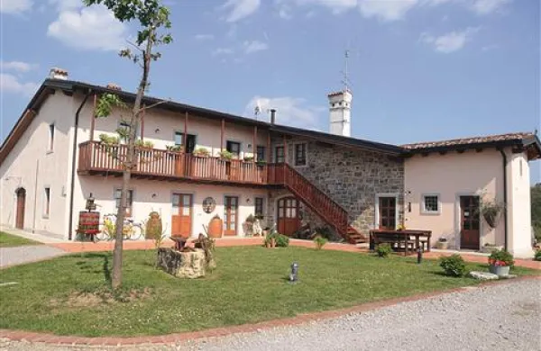 Kmečki turizem Kovač: obnovljena stara domačija, kjer se je pred 68 leti rodil Rudi Koršič.