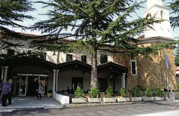 Domači izdelki bodo obiskovalcem na voljo na stojnicah pred hotelom Adria Convent (Foto: Nataša Hlaj)