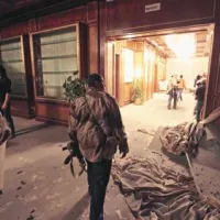 Nato uničil stavbo v Gadafijevi rezidenci v Tripolisu