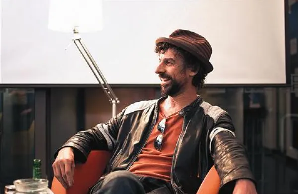 Izviren, ironičen, svojeglav in talentiran režiser Jan Cvitkovič