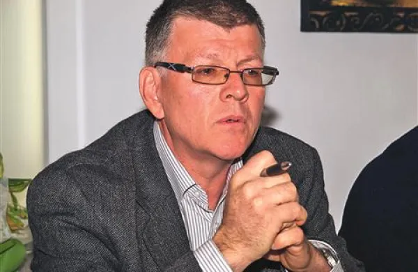 Bojan Goljevšček: “Opozoriti želimo na to, da je treba na tisoče zdravstvenih posledic ustrezno reševati, ne pa si  zatiskati oči pred njimi”