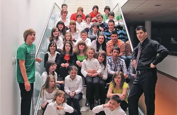 Srebro &Scaron;olskemu  orkestru Vogrsko