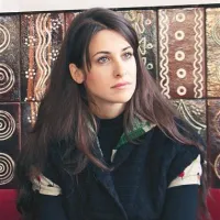 Lara Komar