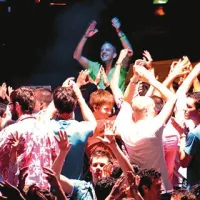 Fatboy Slim je navdu&scaron;il dvatisočglavo množico v Ambasadi Gavioli