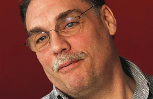 Eden od treh novih umetniških vodij SSG Boris Kobal se boji izgube identitete gledališča. 