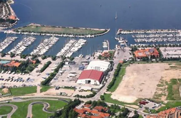 Terme Čatež so za posamezno delnico Marine Portorož pripravljene odšteti 65 evrov.