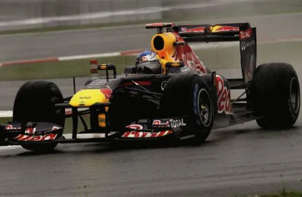 Vettel je na tretjem prostem treningu pred nedeljsko dirko za veliko nagrado Turčije vpisal najhitrejši čas. (Foto: Reuters)