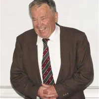   Prof. dr. Dušan Petrač