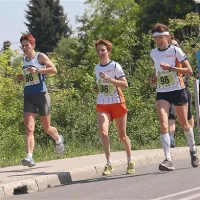 Ognjene tekačice  Valerija, Katja in Danica zmagi naproti