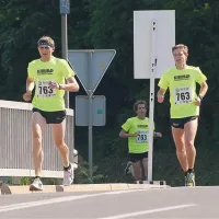 Zmagovalci na krajši progi, ekipa Kibuba Team: Sebastjan in 2x Peter 
