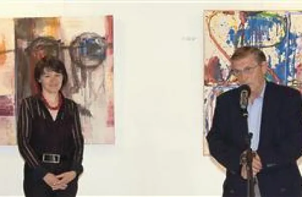 Razstavo del iz stalne zbirke so odprli (od leve) David Terčon, Anamarija Stibilj Šajn in Aleksander Peršolja