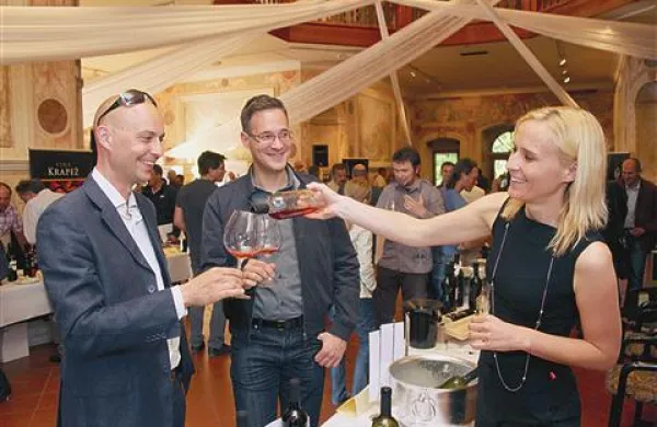 Nika Gregorič je predstavljala paleto univerzitetnih vin pod novo blagovno znamko.