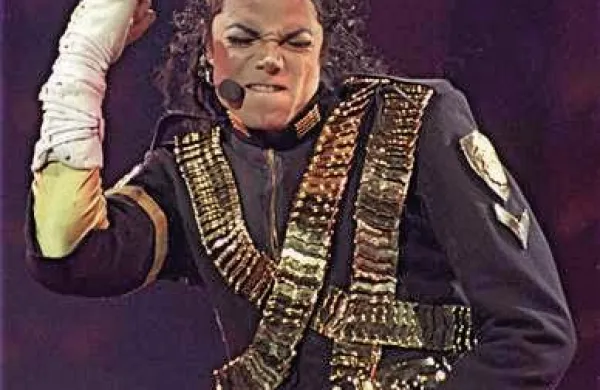 V avtobiografiji megazvezdnik Michael Jackson opisuje svoje javno in intimno življenje. (foto: Reuters)