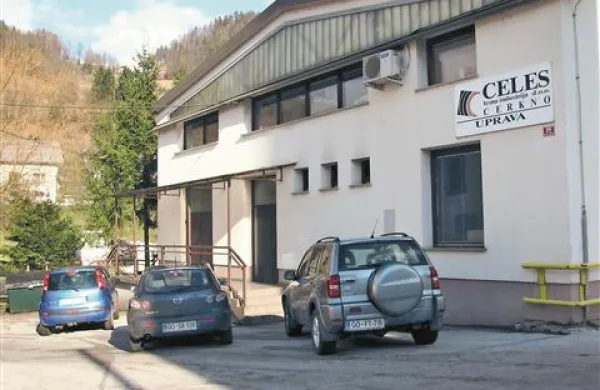 Občina objekte nekdanje Dom opreme ne bi kupila za 869.000 evrov, bi pa sodelovala v postopkih prodaje 