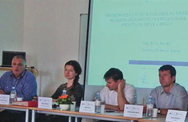 Središče Rotunda in Primorsko svetovalno središče sta danes gostila konferenco na temo prostovoljnega dela.