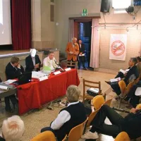 Trža&scaron;kemu Krasu grozita hitra železnica in megalomanski daljnovod