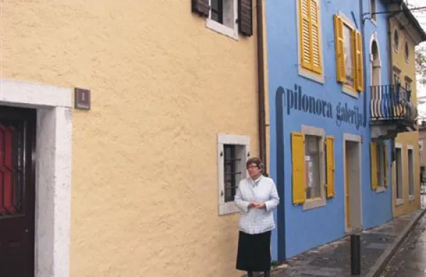 V Pilonovi galeriji bodo od danes visele dragocene slike Lojzeta Spazzapana. 
