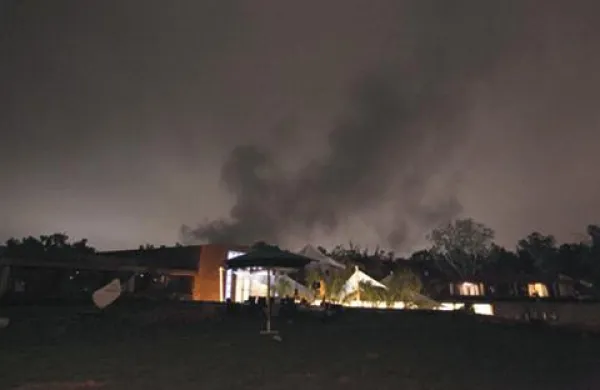 Nato je ponoči bombardiral Tripolis.