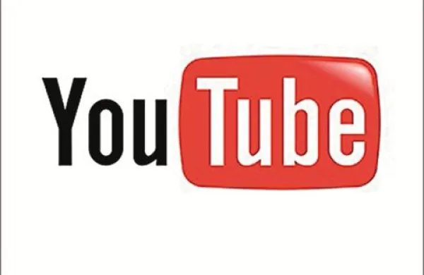 Youtube je bil ustanovljen maja 2005. Leta 2006 ga je kupil ameriški spletni velikan Google, ki je za nakup odštel 1,65 milijarde dolarjev.