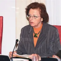 Breda Pečan: “Poraba presežka  bo morala  biti namenska, ne bomo ga mogli nameniti  spodbujanju  podjetništva v Izoli ali Piranu na primer. V parlamentu pa  ne bomo dovolili, da bi se javni zavodi olastninili.”