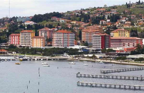 V Portorožu se bodo danes začele 28. Finančno borzna konferenca, Knjigotrška akademija in kongres Knjiga na Slovenskem.