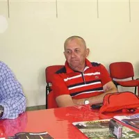 Vasja Simonič, Tomo Petrač in Bojan Štanc v prostorih SKD Snežnik