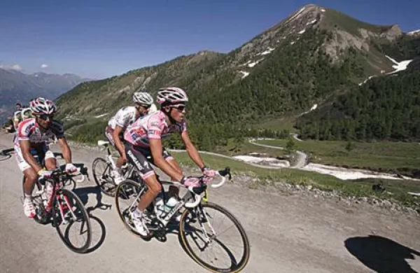 Contador drugič osvojil Giro