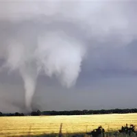 Tromba tornada pri kraju Fairview v Teksasu