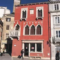 Beneška hiša je spomenik izjemne vrednosti, zato so Pirančani prepričani, da mora občina v njej omogočiti posebne vsebine. Kmalu bo  v  ta namen objavila poseben razpis.