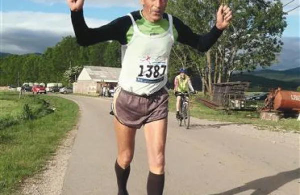 Istran Fabio Ivančič, ob Francu Levcu iz Starega trga najstarejši tekač v Petelinjah