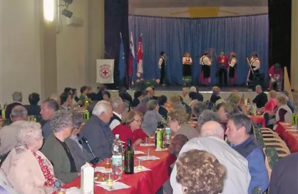 Za dobro počutje starej&scaron;ih krajanov