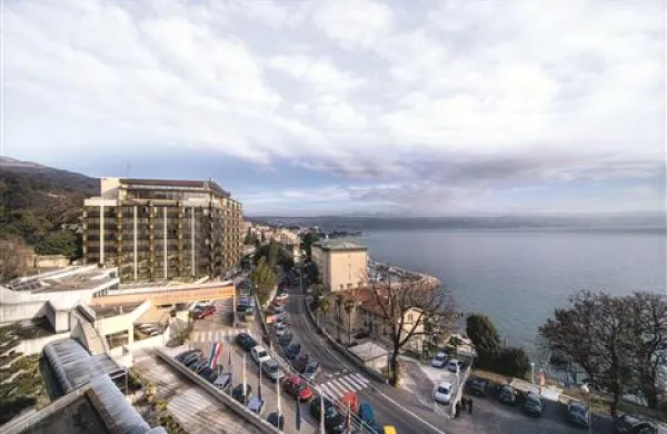 Istrabenz Turizem se s prodajo opatijskega hotela umika s Hrvaške.