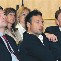 Predavatelji (z leve): Igor Hostnik (informacijska tehnologija), Gregor Bulc (marketing) in dr. Jožko Peterlin (financiranje)