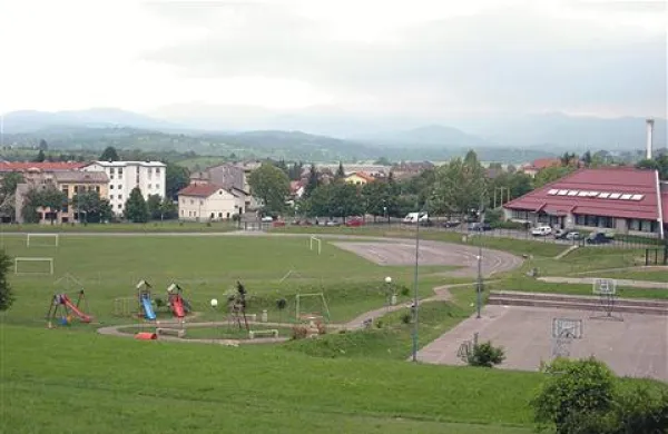 Občani Pivke lahko zdaj začnejo odštevati čas do trenutka, ko bodo s svetom povezani s široko komunikacijsko cesto