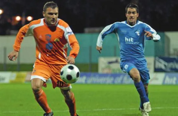 Nebojša Kovačević (desno) se vrača v novogoriški klub