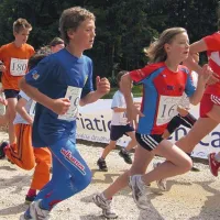 Nika Šturm (desno) se je zagnala proti srebrni medalji, levo Dejan Hladnik