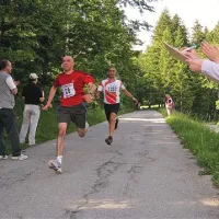 Bistričan Jožko Surina (28) se v finišu ni pustil prehiteti Škofjeločanu Radku Štritofu