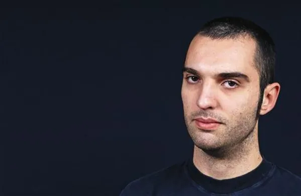 Nikola Lezaić: “Vsi so sanjarili, da nam bo kapitalizem prinesel blaženo življenje in na tej poti smo doživeli vsa razočaranja, ki jih lahko doživimo.” 